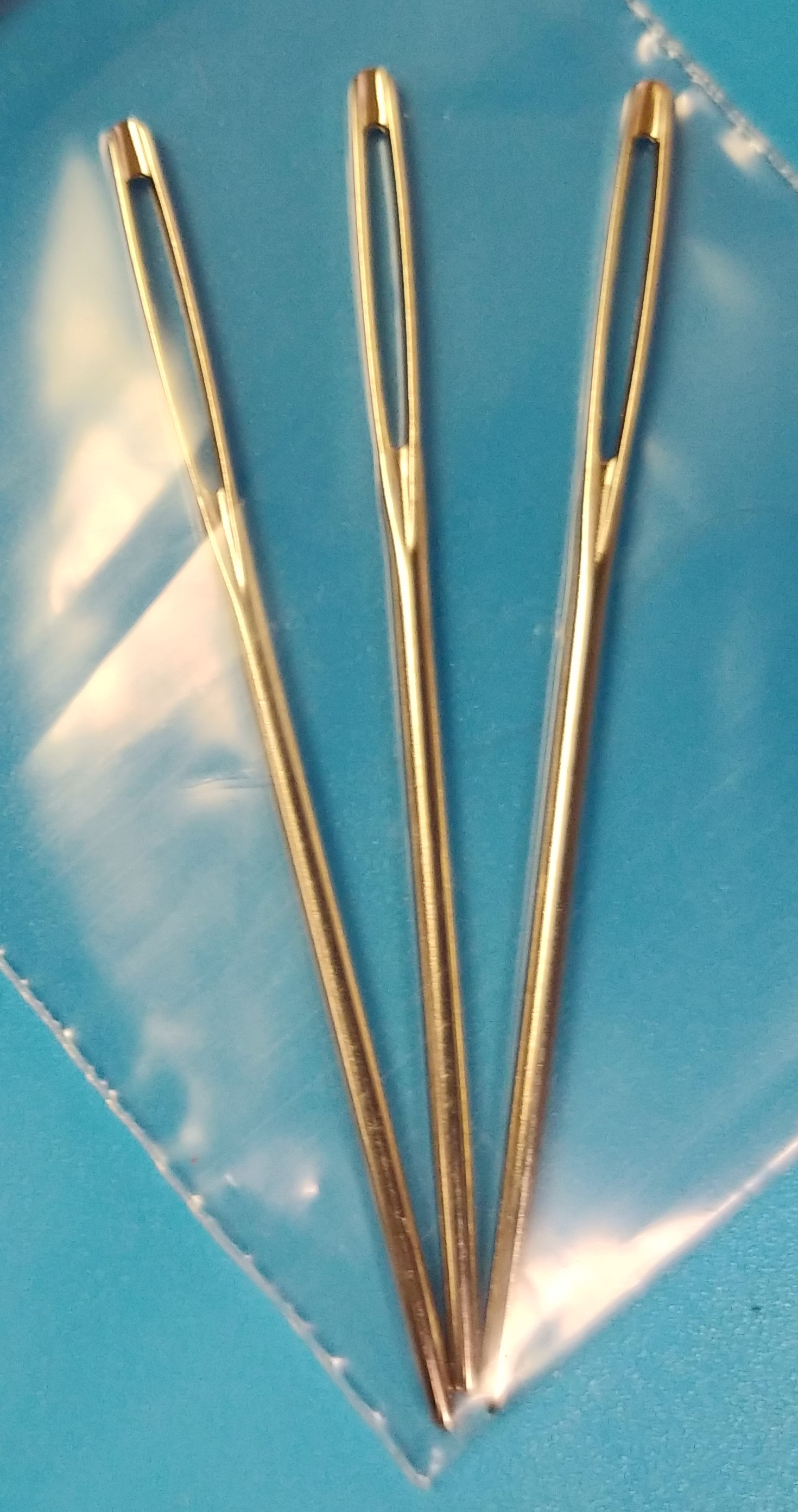The Country Seat: Tool - Needles Blunt Tip Raffia, package of 3 #14 size