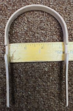 Bushel Handle Closed-Notched Round Top OAK 3" spread 6" Long