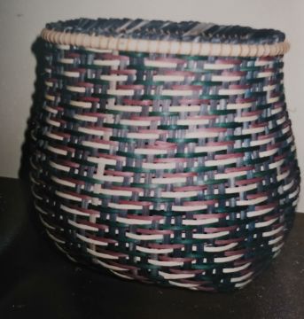 Pattern - Triple Swirl Basket by Moore