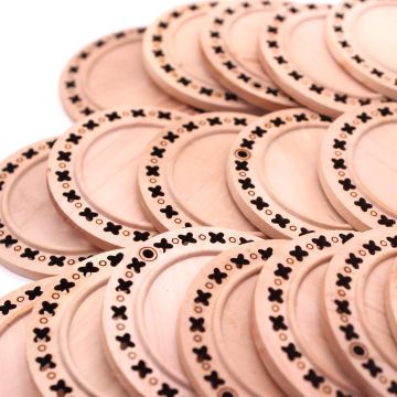 Coiling Base Wood X Circle 2-1/8"