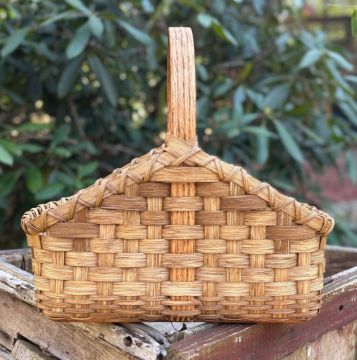 CLASS - Melinda Kessler November 14th, Saturday, Hearth & Holly Basket