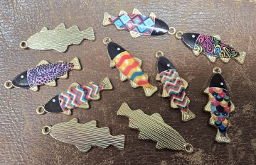 Tie On Metal Enamel Fish 10pk
