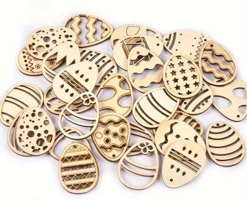 Tie On Wood Natural Easter Egg set