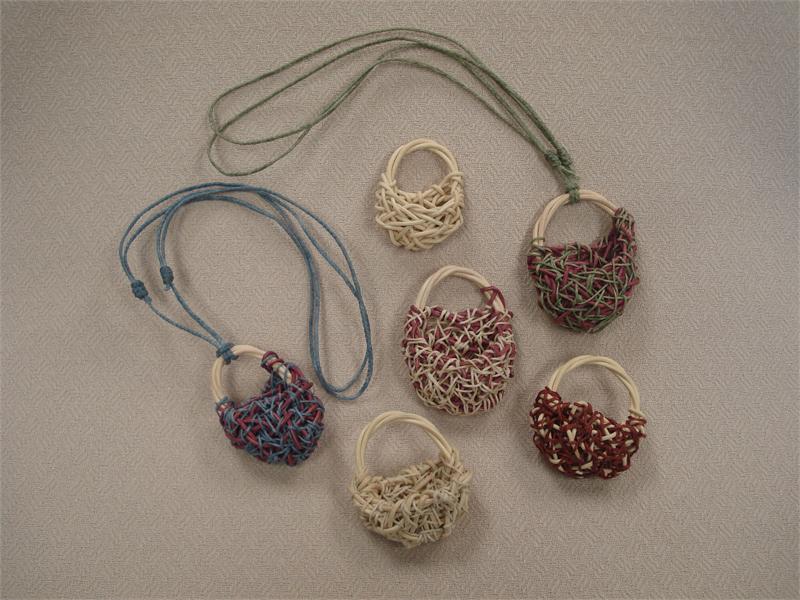 Pattern - Random Weave Necklace by Wagner