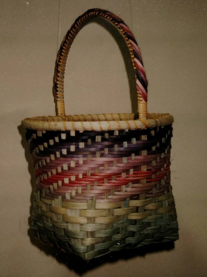 The Country Seat: Square Flared Twill Basket Pattern - by Moore