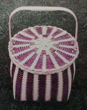 Pattern - Vertical Stripe Feather Basket by Tunnicliffe
