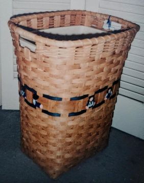 Pattern - Vicki's Waste Basket by Carlson